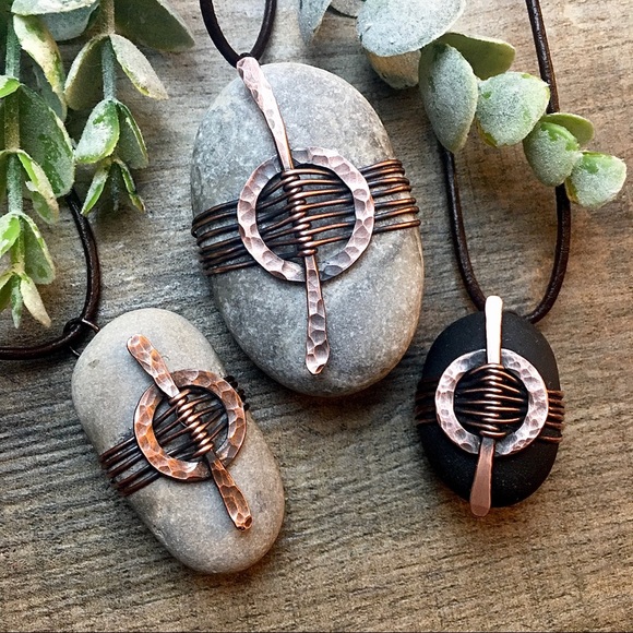 ❤️Sold❤️Wire wrap copper river rock  necklace - Picture 3 of 5